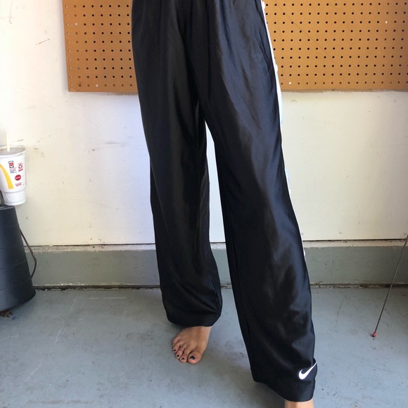 nike fenty pants - Picture 3 of 3